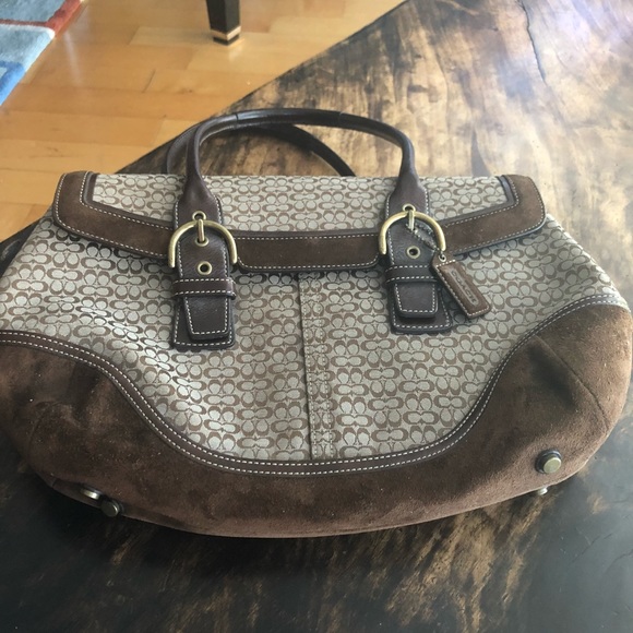 Coach - Picture 5 of 8